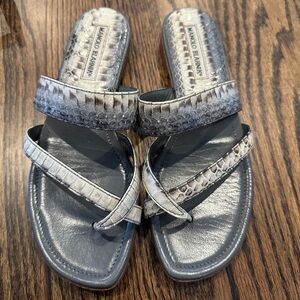 Susara Manolo Blahnik Flat Sandals Size 37